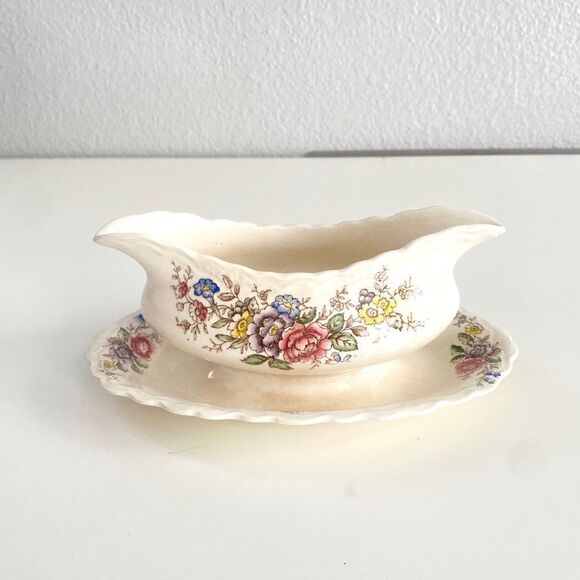 RARE Vintage Antique 1950s Floral Gravy Boat by Crown Ducal Wilmalow - Picture 1 of 6